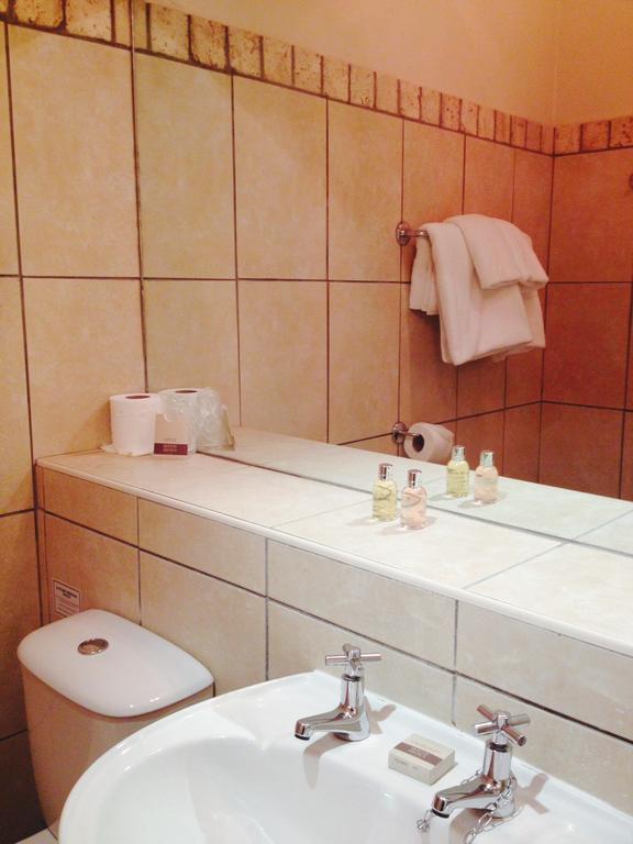 Overton Grange Country Hotel Ludlow Phòng bức ảnh